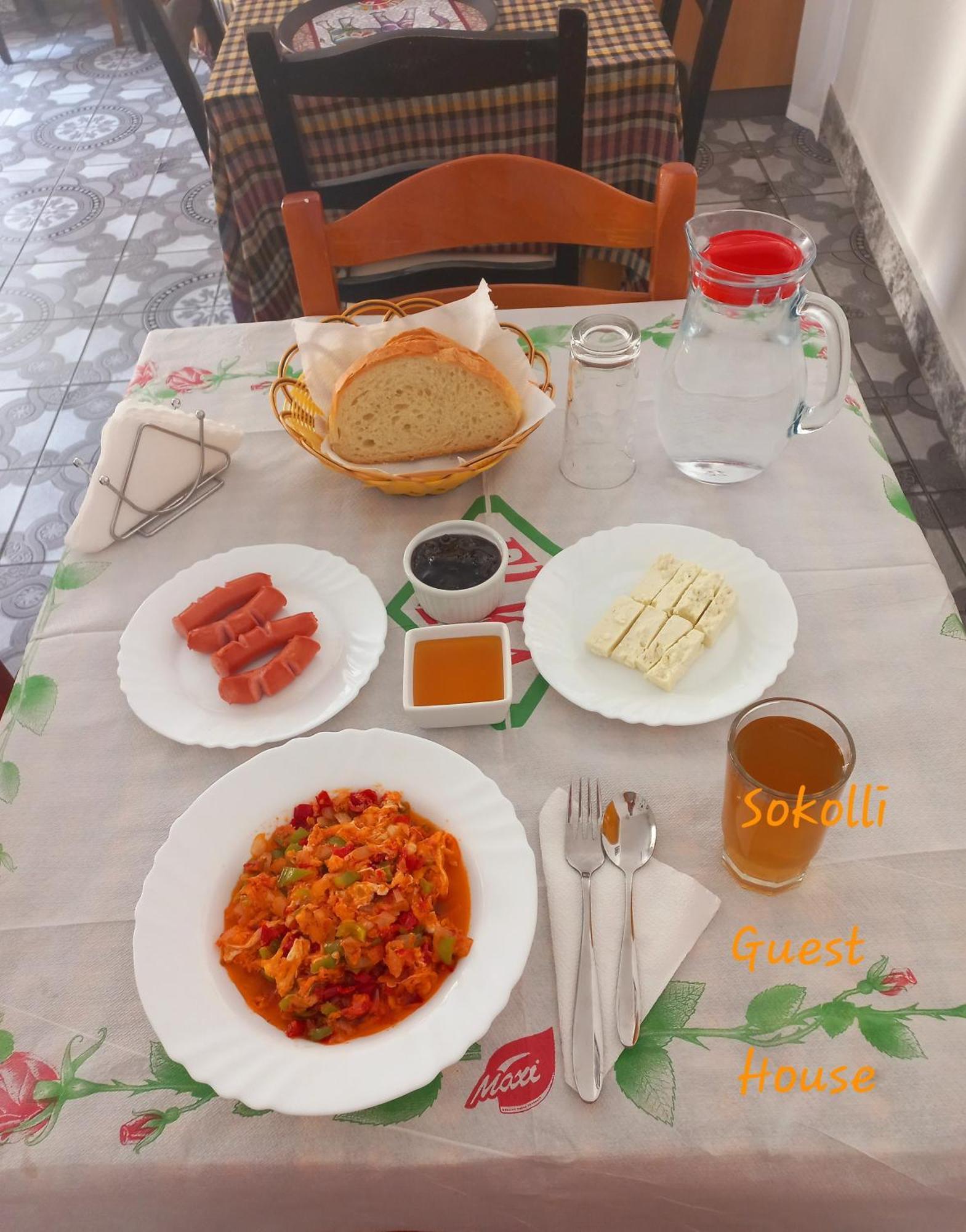Sokolli Guest House Gjirokastra Kültér fotó